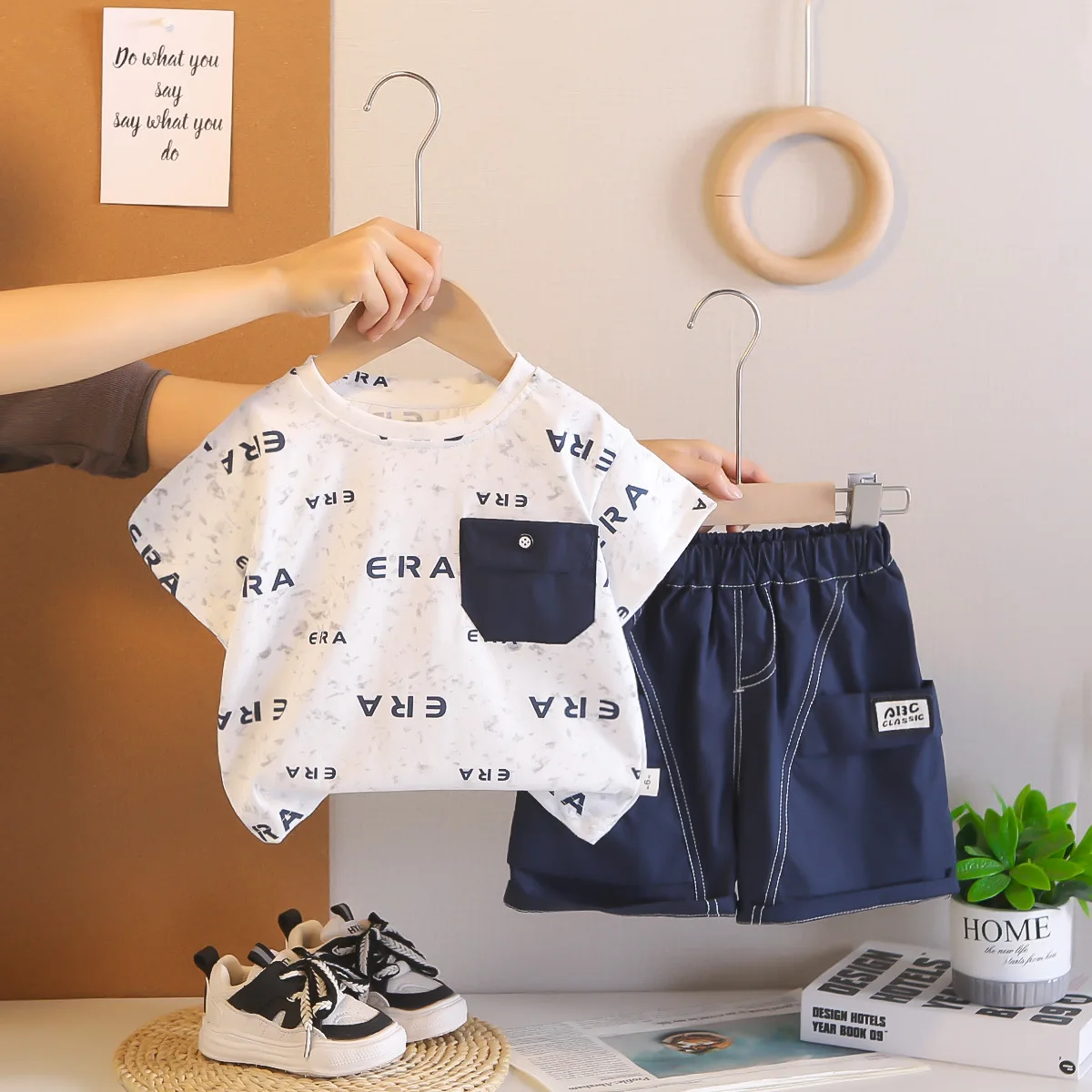 2025 New Summer Baby Boy Clothes 2 Piece Set All Over Letter Print Tee and Elastic Waist Cargo Shorts Kids Streetwear Outfits