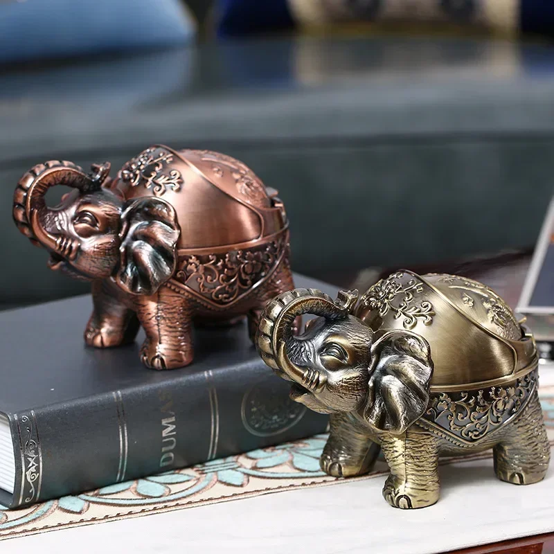 

1pcs Nordic Metal Elephant Ashtray with Lid Creative Personalized Trend Home Living Room Convenient Ashtray