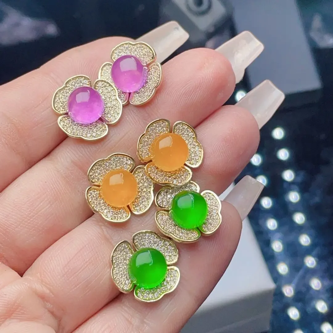 

Jade green gemstone accessories DIY high ice inlaid clover stud earrings fortune continuous send wife birthday festival