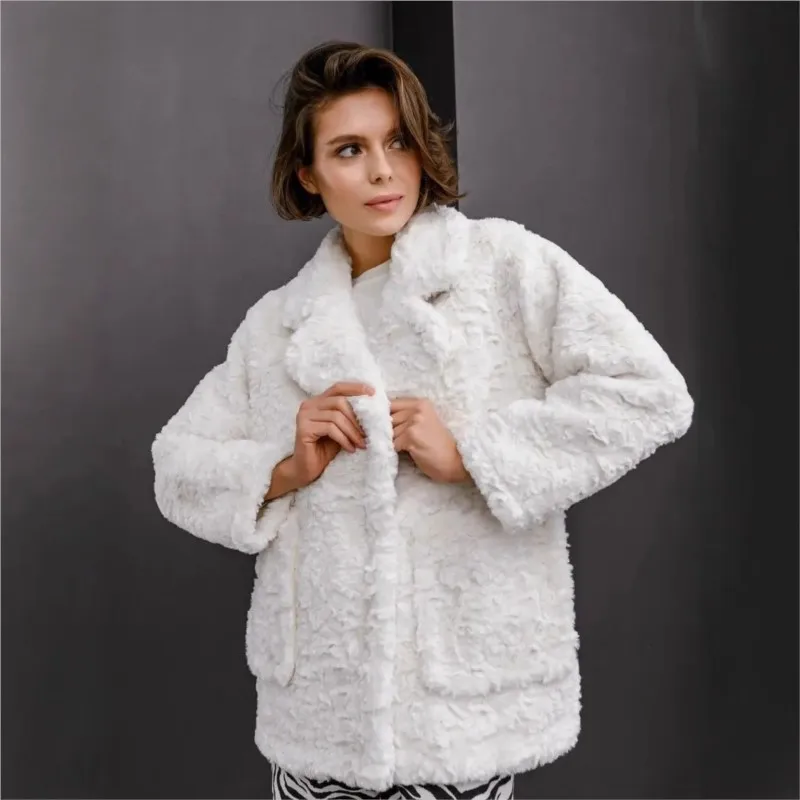 

Women's fur mixed coat artificial top fashionable
