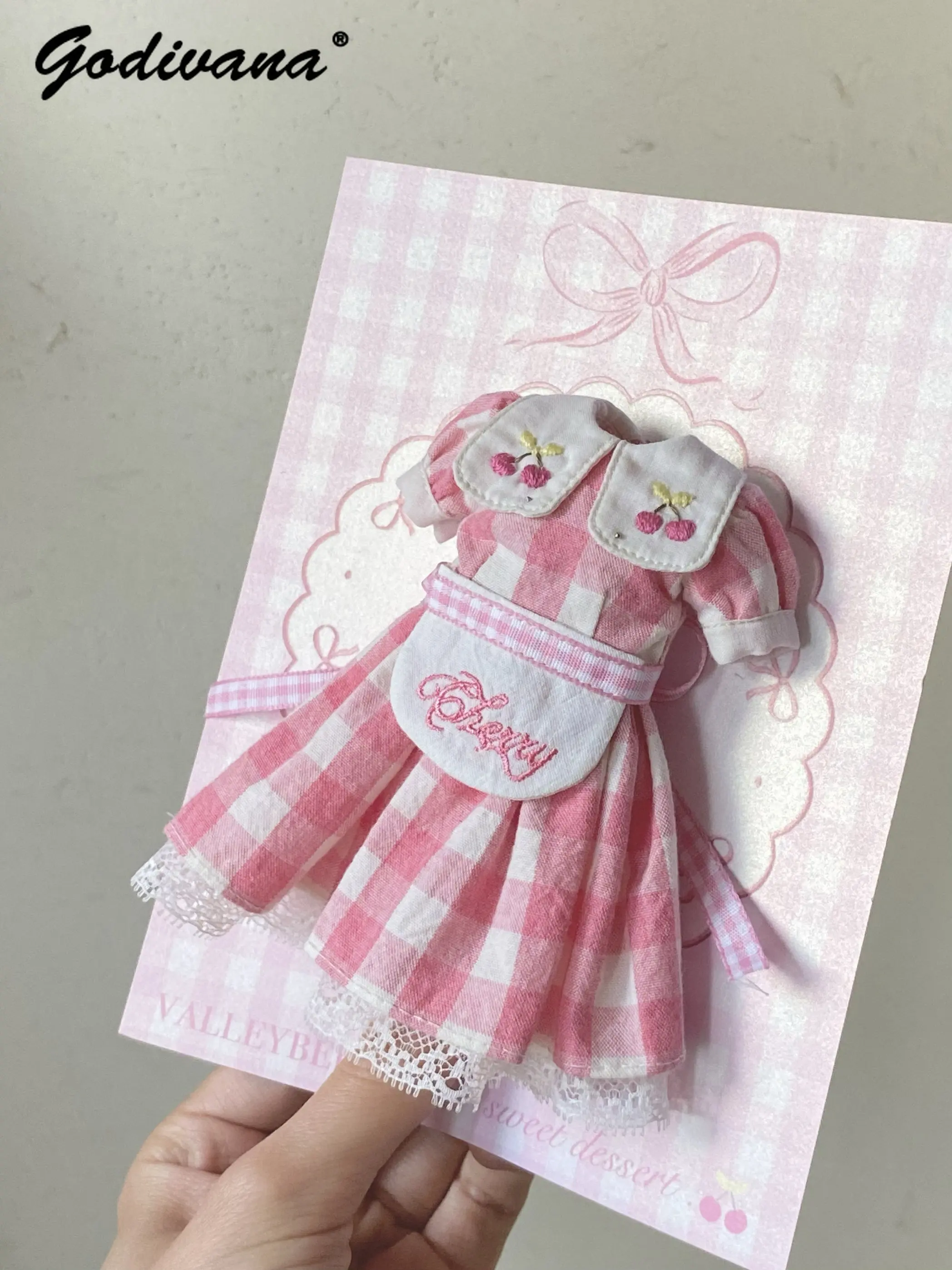 Dolce e Carino Abito a Quadret - Embroidery Apron recensione e prezzo