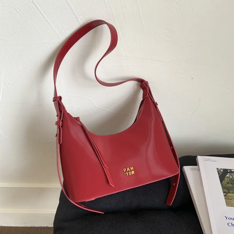 

2025 New Fashion PU Leather Women's Bag Outdoor Dressup Fashion Shoulder Bag Versatile Simple Crossbody Bag