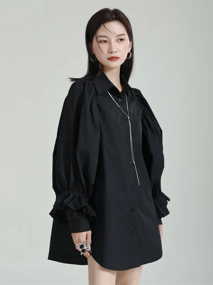 [EAM] Women Whihte Black Big Size Blouse New Lapel Long Lantern Sleeve Loose Fit Shirt Fashion Tide Spring Autumn 2024 1DF4980