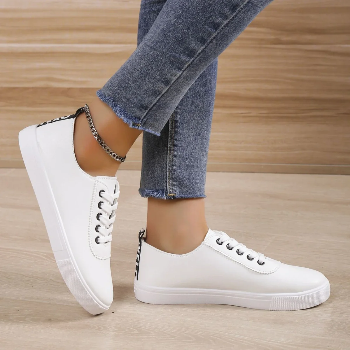 Sneakers Women Lace-up Shallow White Leather Shoes Versatile Soft Sole Running Walking Zapatos Student Campus