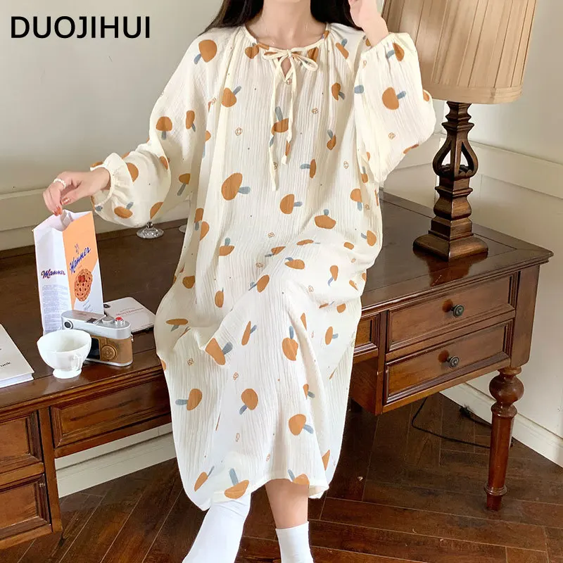 DUOJIHUI Contrast Color Loose Chicly Pace-up Female Nightgown Autumn Classic O-neck Simple Fashion 3-colors Soft Sleepwear Women