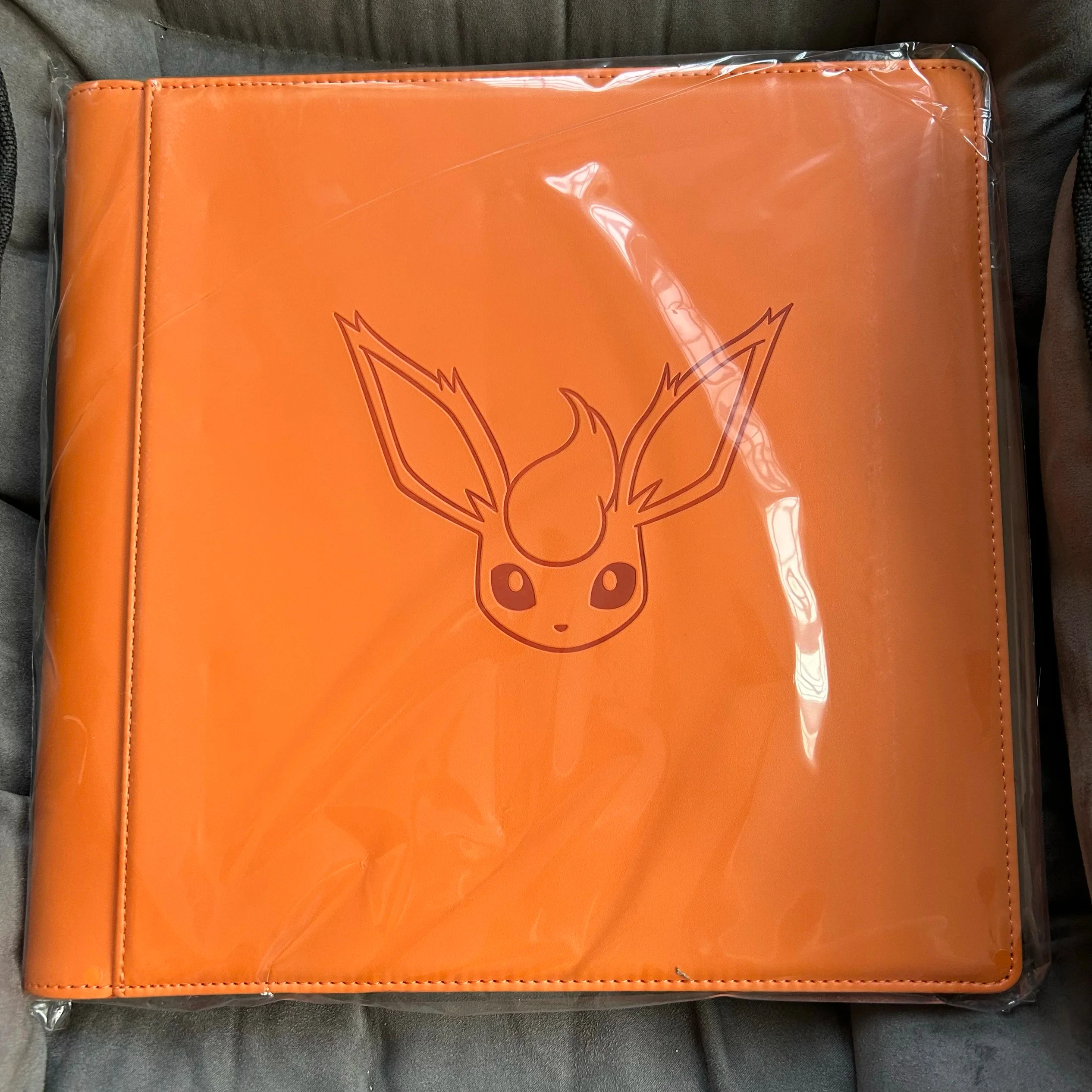 100% Originele Chinese Ptcg Eevee Geschenkdoos Perifere Kaarthouder Kaart Collectie Artefact Verjaardagscadeautjes Collectible Producten