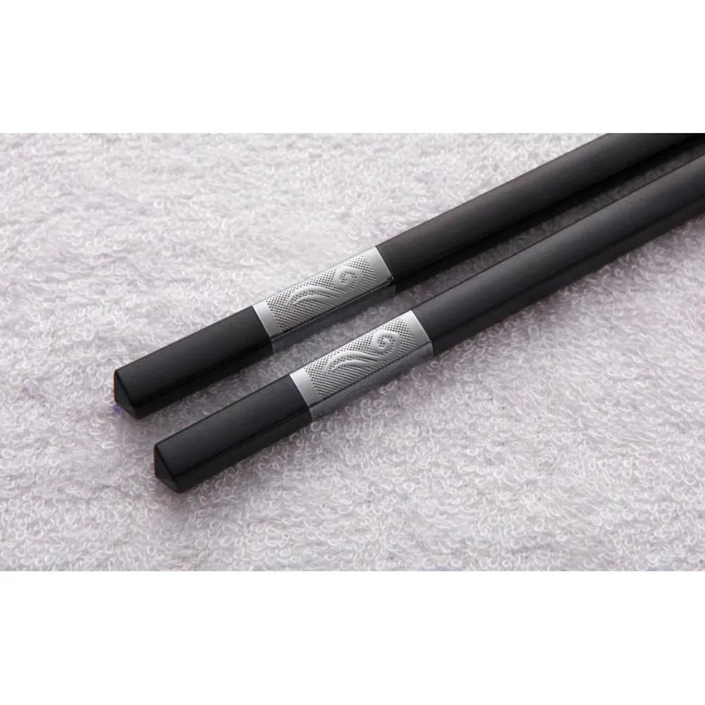 

Stainless Steel Chinese Style Chopsticks Black Silver Ruyi Knot Design Eco-Friendly Gift Set For Family Reunion