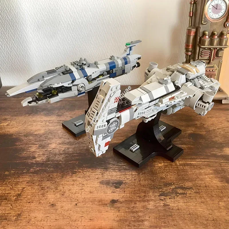 681PCS Starship Series Mid-Scale Hammerhead Corvette Model Moc Building Blocks Spacecraft Brick DIY Set Christmas Gifts Kid Toys view 6
