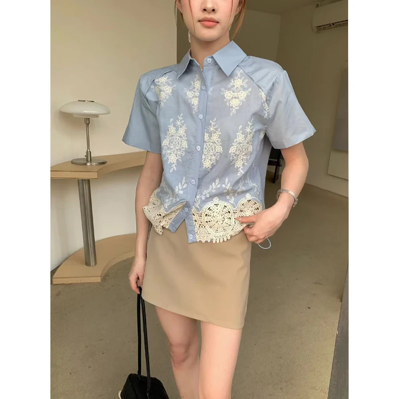 

Korean Style Women's Short Sleeve Embroidered Lace Hollow out Collar Shirt Summer New Arrival Breathable Loose Fit Floral Pat...