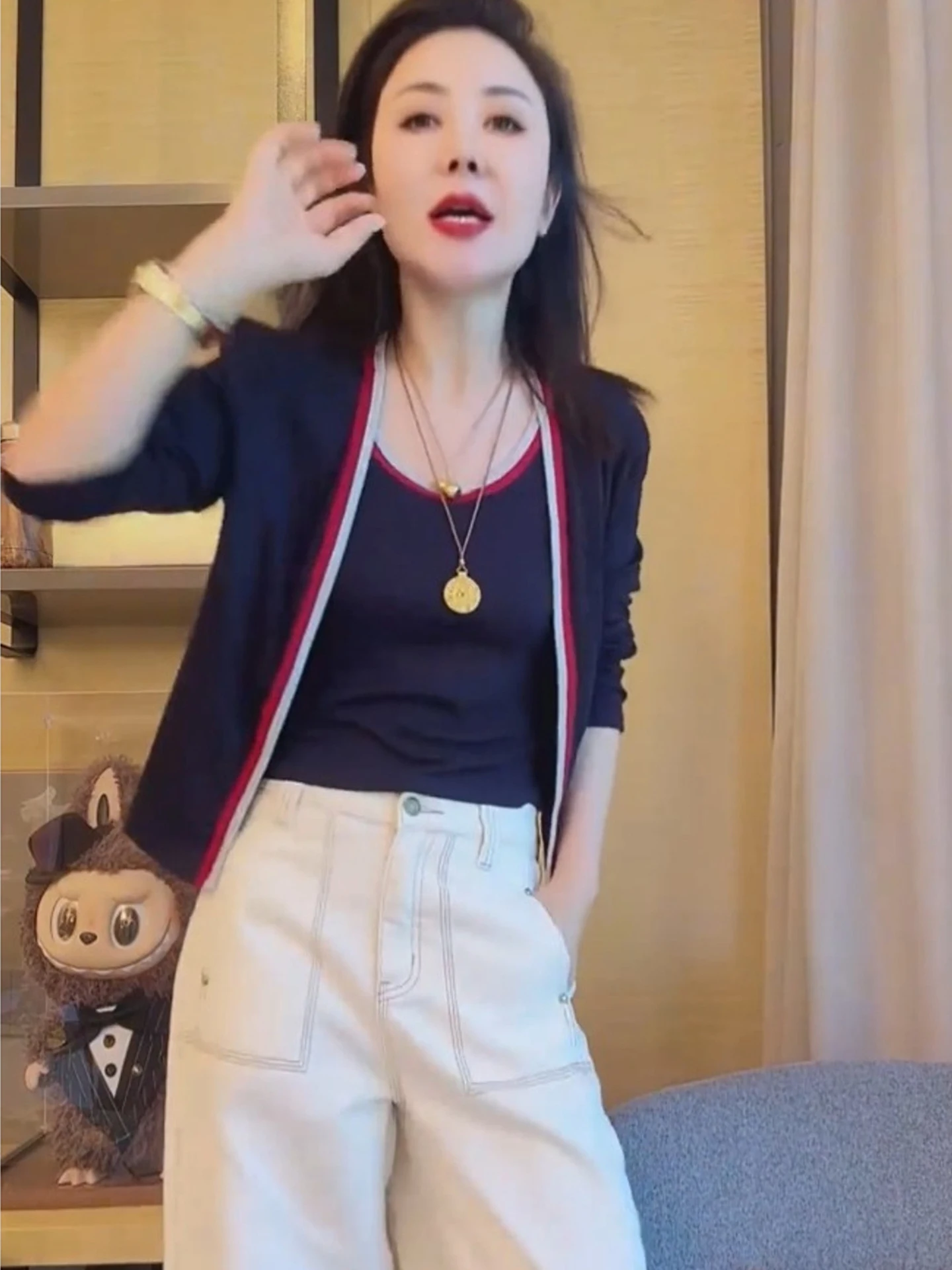 Ele تريكو علوي المرأة Faion ملابس داخلية التخسيس Sli تصميم الكورية Sle تخفيف الخريف طويل Sve محبوك سترة