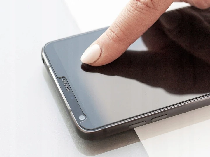 زجاج صلب 3mk لهاتف iphone 15 pro kit