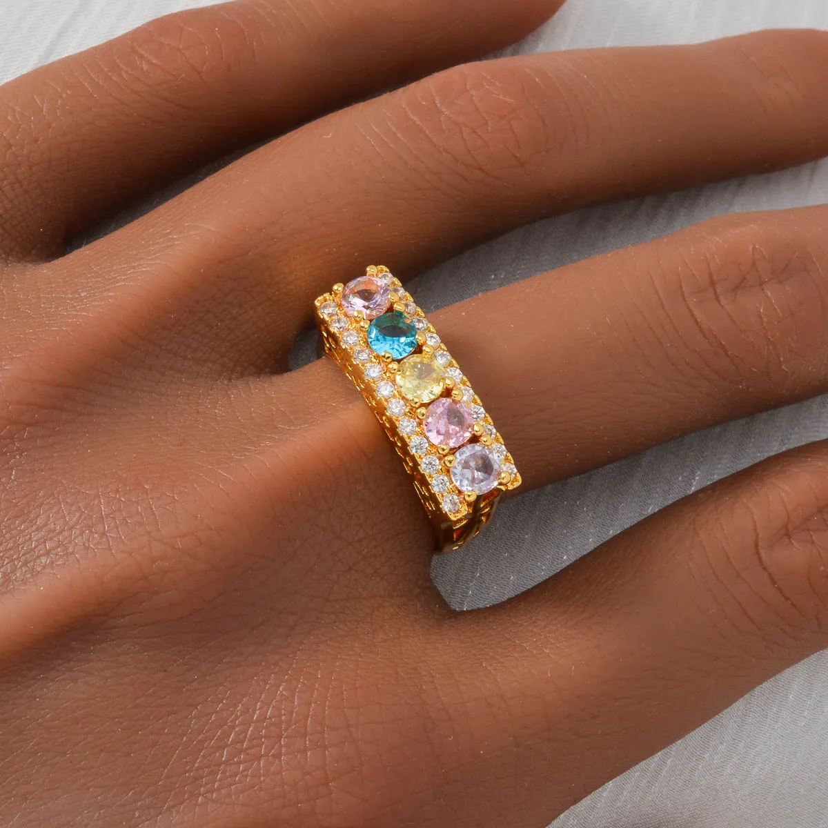 

Gold Plated Rainbow Crystal Ring Colorful Personality Cocktail Party Jewelry Sweet Cool Style Fashion Gift for Girls Birthday