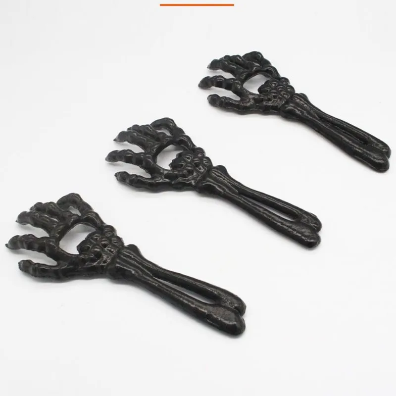 Beer Bottle Opener Cast Iron Skeleton Hand Shaped Bottle Opener Skeleton Finger Style Opener Beverage Beer Bottle Opener ZI105