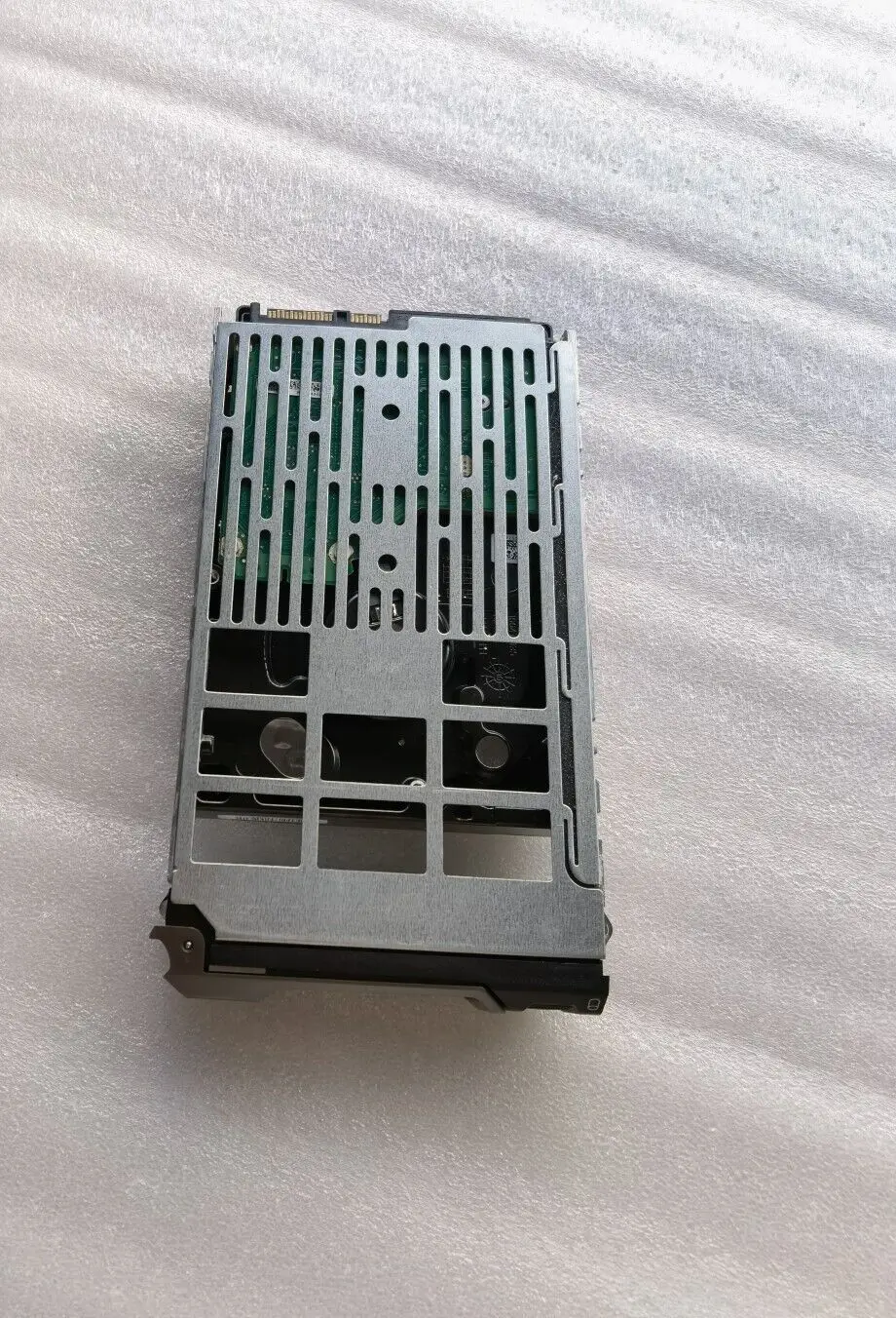 

0R749K 450G SAS 15K 3.5 R749K Серверные жесткие диски б/у