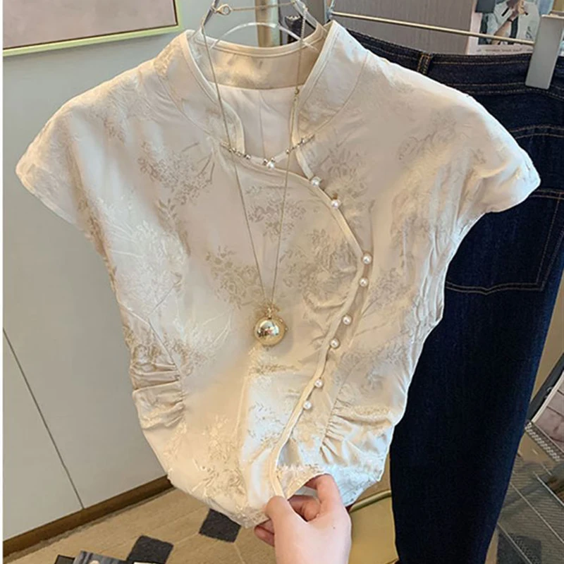 New Chinese  pearl buckle stand up collar shirt for women's summer 2024, unique  chic slim fit Chinese  short top