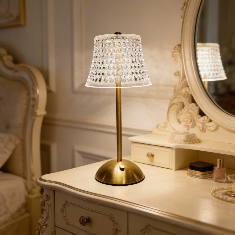 

1 шт. Декоративная светодиодная настольная лампа для спальни с сенсорным управлением, регулируемая по яркости, беспроводная, перезаряжаемая, ночник для чтения