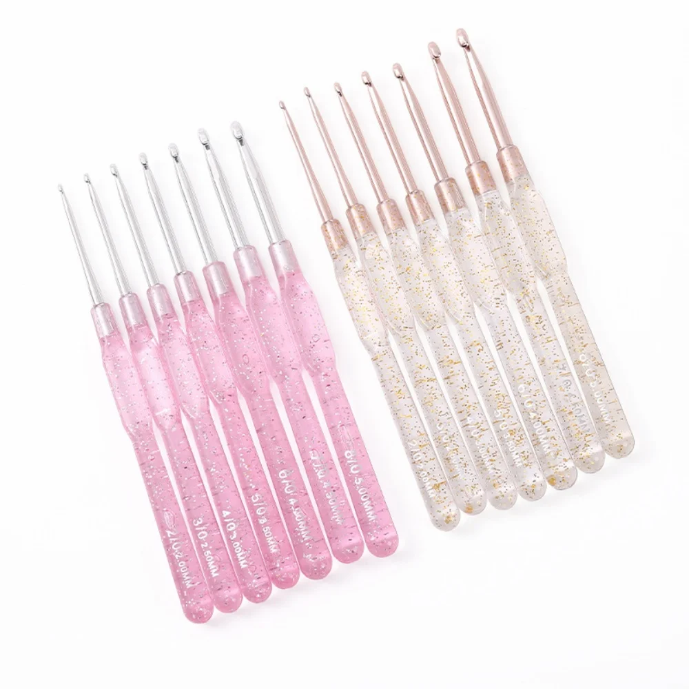 7-teiliges Häkelnadel-Set aus Aluminium (2,0-5,0 mm) mit bunten, transparenten Griffen für Garnstricken, DIY-Hüte, Schals, Amigurumi-Bastelarbeiten