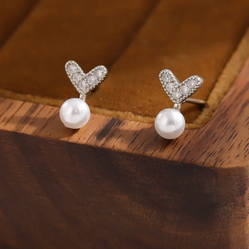 

Hot selling new 925 sterling silver fashionable exquisite heart-shaped pearl sweet earrings high-quality girl's jewelry ED305