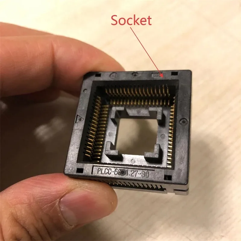 PLCC68 TO DIP Programming Adapter PLCC-68-1.27-30  IC Test Socket PLCC68Pin 1.27mm Pitch Burn in Socket