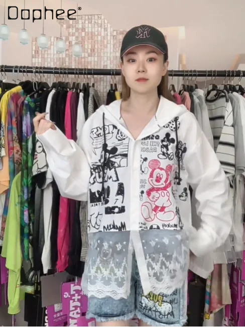 

Trendy Brand Large Version Medium Length Thin Hooded White Top 2025 Summer New Cartoon Lace Splicing Sunscreen Shirt Women