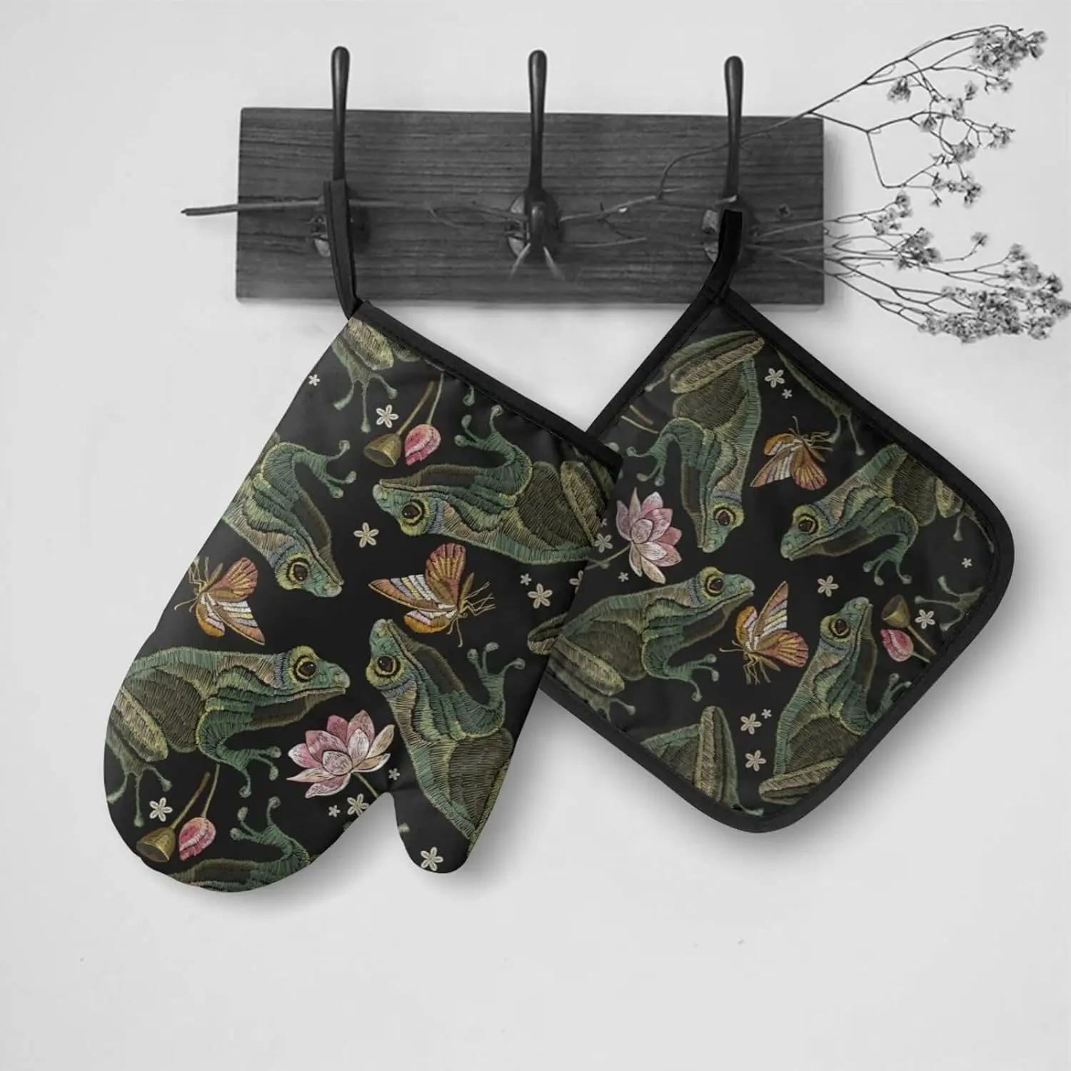 

Vintage Frogs Lotus Flowers Oven Mitts And Pot Holders Insulated Gloves & Kitchen Counter Safe Mats For Cooking BBQ Baking Grill