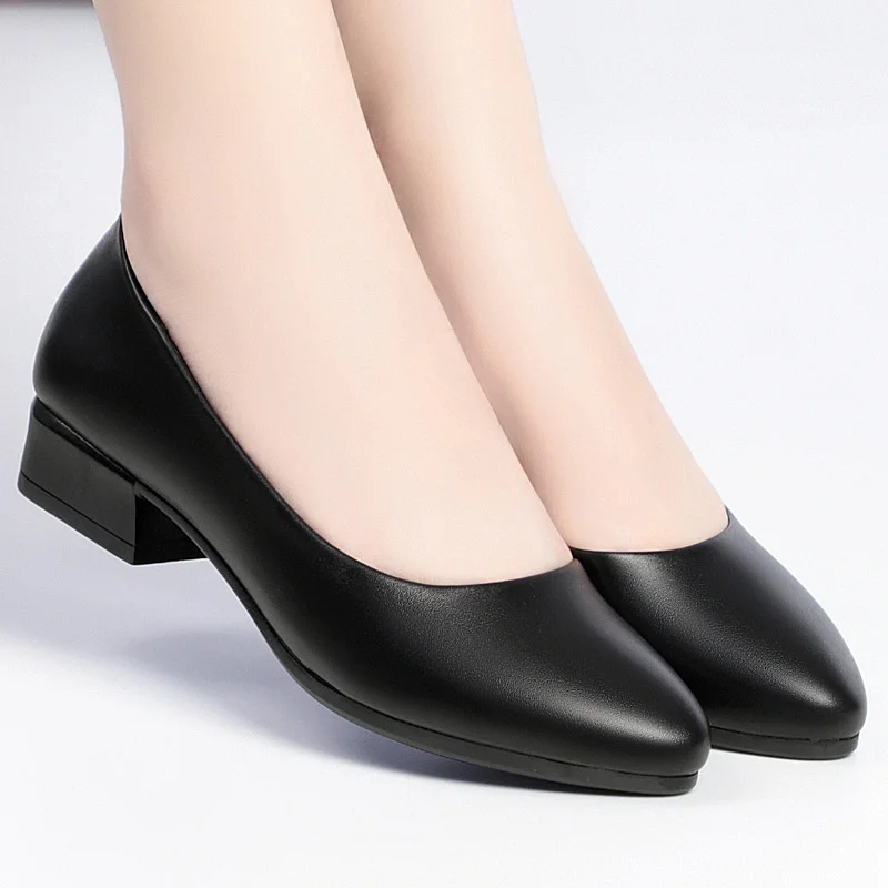 

Spring Work Shoes Black Professional Women Comfort Round Toe Shoes Pumps Low-heeled Soft Leather Office Career Formal Shoes