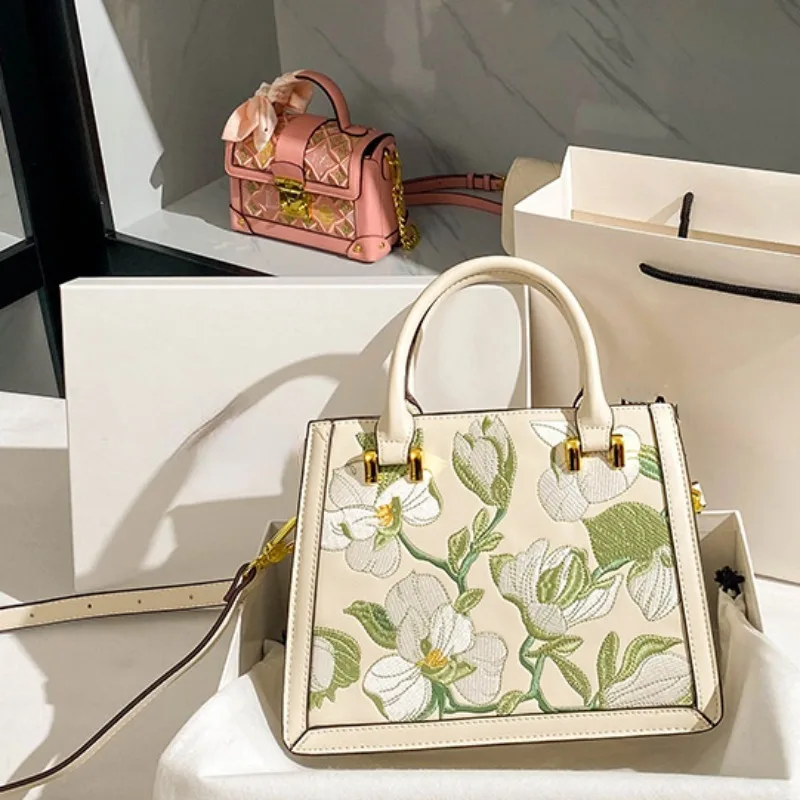 Vintage Embroidery Crossbody Bags Women 2024 Eleagnt Sweet Floral Hand Bag New Office Lady Autumn PU Shoulder Bag Bolso Сумка