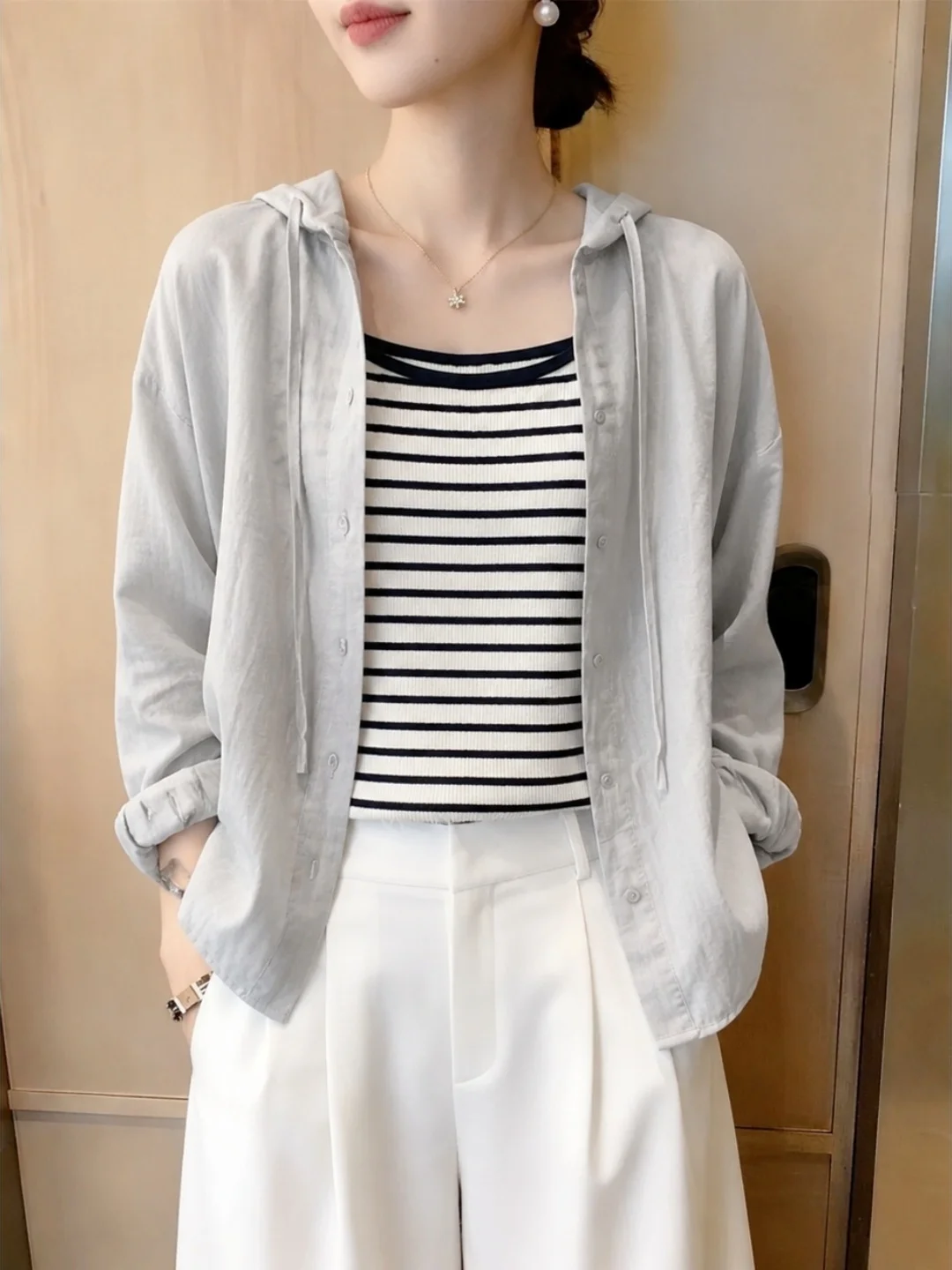 Unique Design Hooded Shirt Loose Fit Single Button Casual Versatile Sun Protection Top for Autumn Fashion Commuting