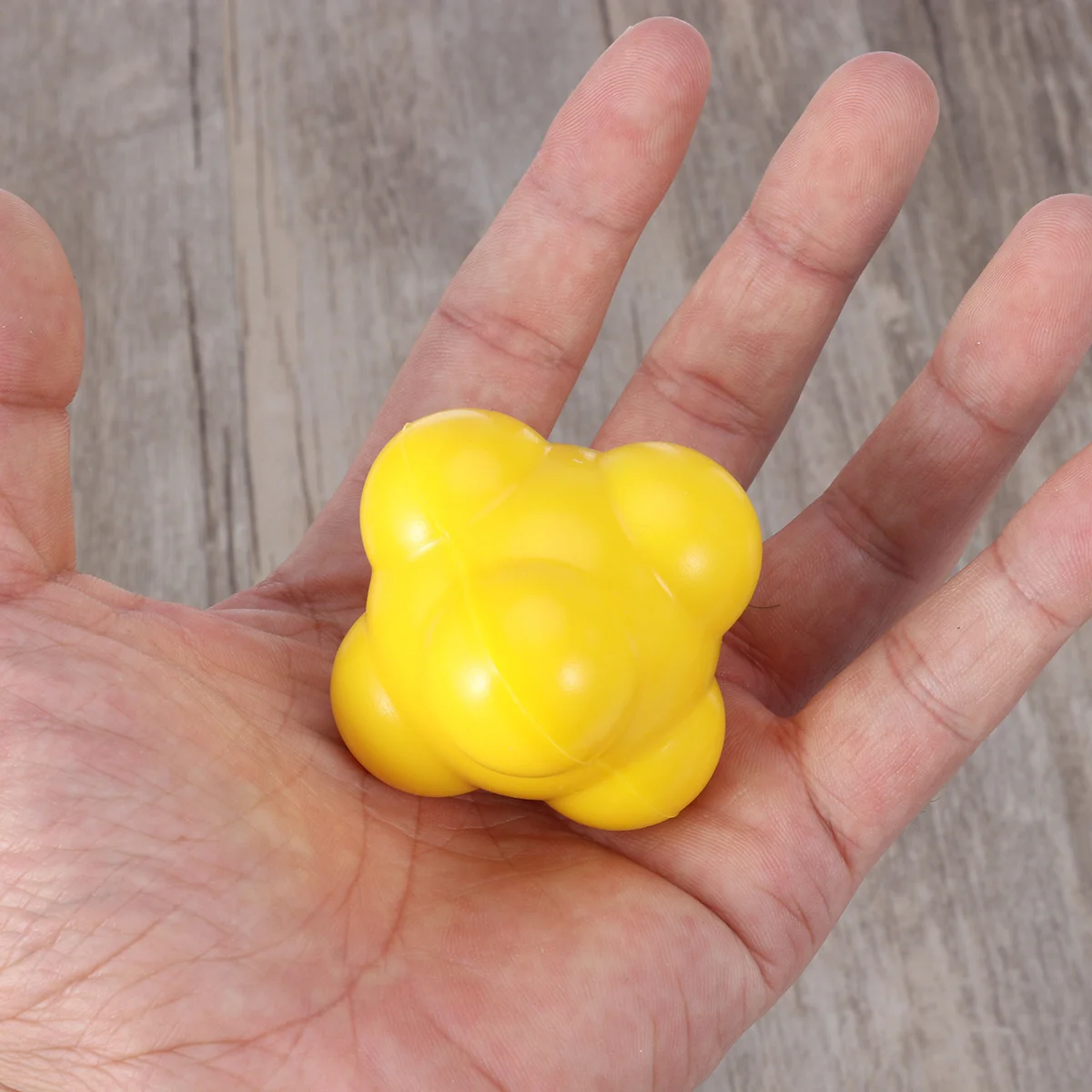 

6 Sides 58Mm Training Ball Yellow For Agility Reaction Baseball Hand-Eye Coordination Exercise Truning