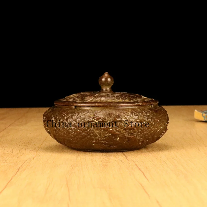 Pure copper koi fish and double fish design ashtray with relief carving, symbolizing abundance and prosperity, a creative home d