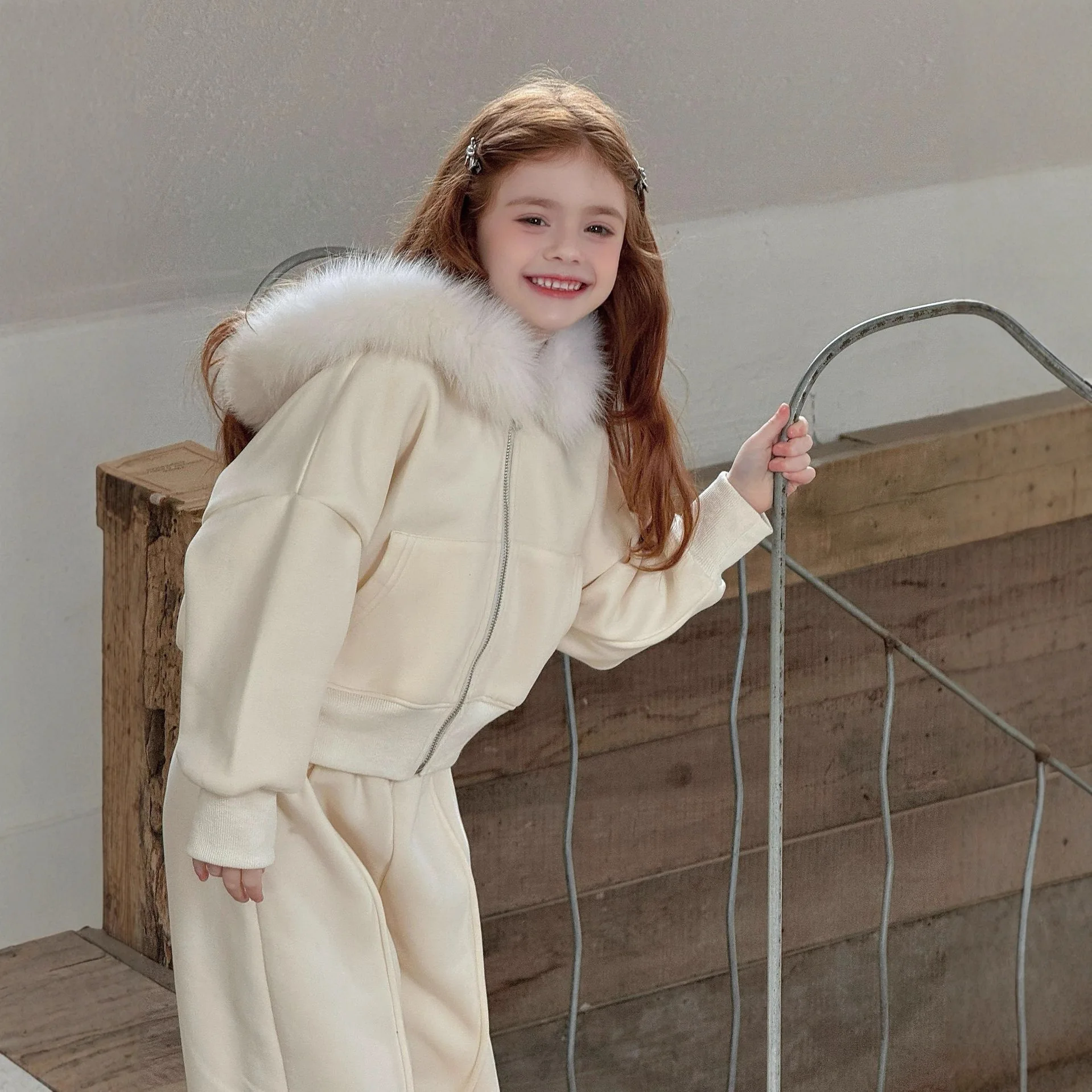 2025 الخريف الشتاء ملابس الأطفال الأطفال القدم ملزمة مجموعة بناطيل رجالي الكورية الفتيات سميكة أفخم عادية قطعتين مجموعة #1