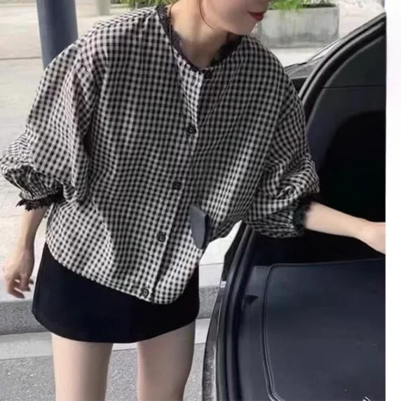 

2025 ранняя весна, корейская кружевная отделка в иностранном стиле, свободная клетчатая рубашка в тон
