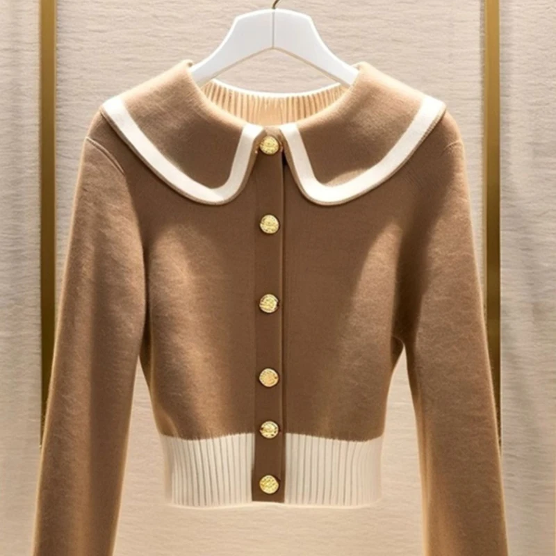 

Korean Women's Winter Clothing New Style Fashionable Temperament Elegant Coffee Color Short Cut Age Reducing Versatile Sweater