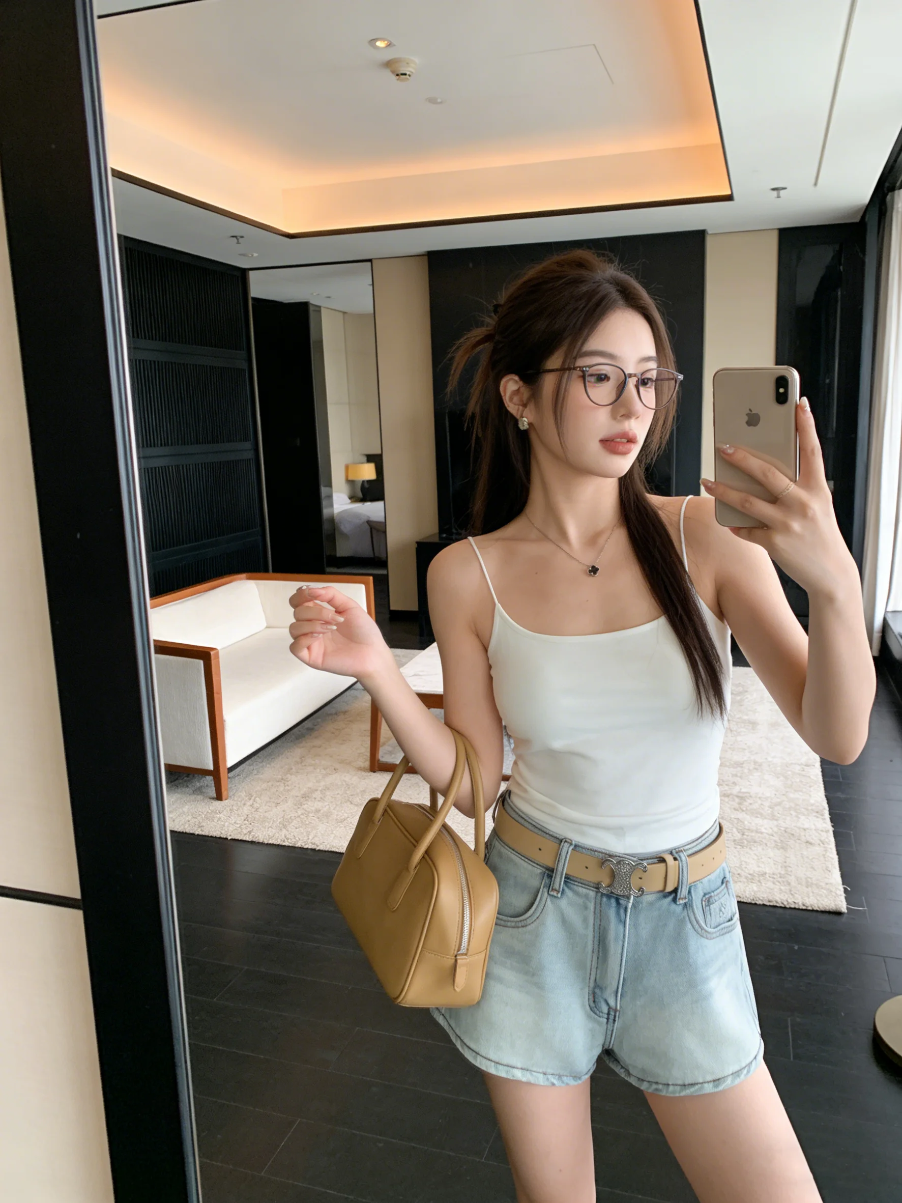 

Корейские джинсовые шорты с высокой талией и широкими штанинами для женщин, летние, утягивающие, А-силуэт, в стиле Y2K, с эффектом потертости