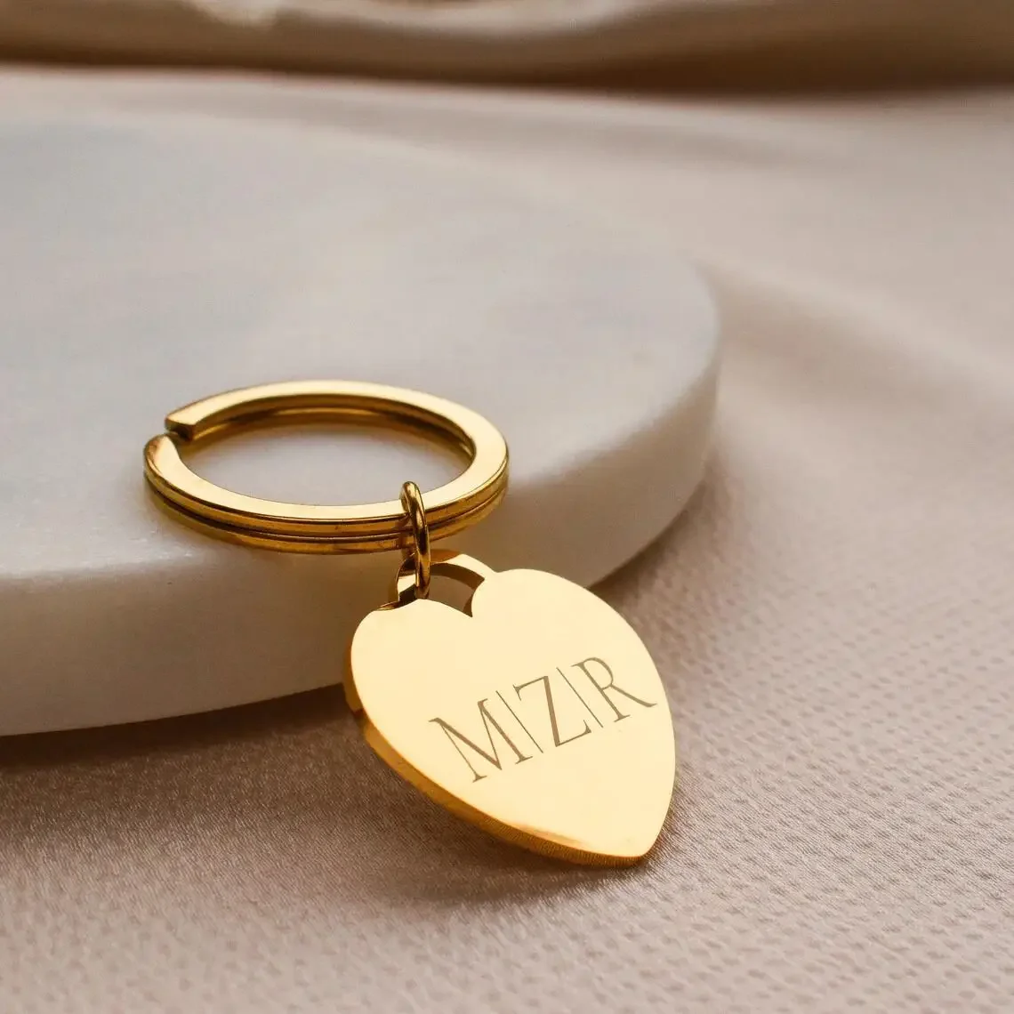 Personalized Keychain Heart Round Tag Gold Silver Stainless Steel Polished Women Custom Name Key Ring Engraved Keyring