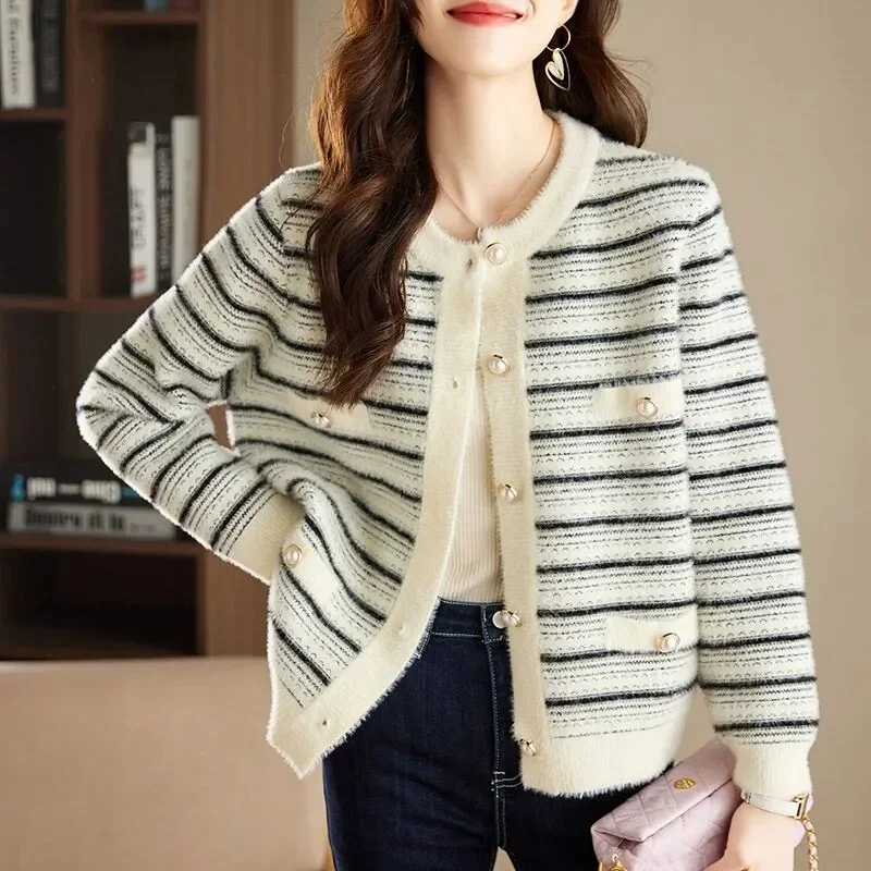 2024 Korean Autumn Winter Knitted Jacket Women Casual Long Sleeve Stripes Imitation Mink Velvet Cardigan Sweater Female Top LJ54