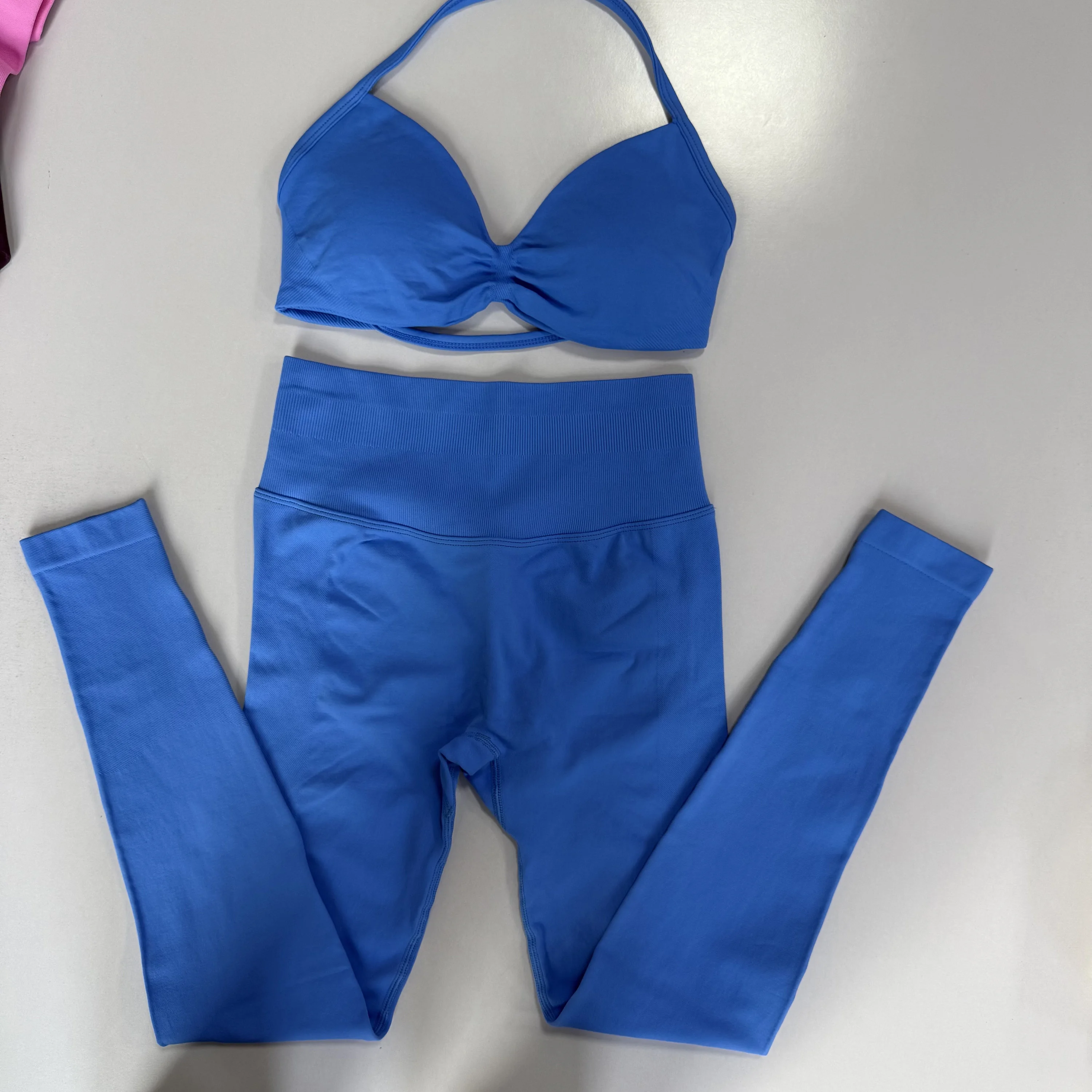 Seamless Yoga Suit Women's Beauty Back Sports Bra Lingerie Peach Buttocks Fitness High Waist Legigngs Gym Yoga Suit Pilates Set
