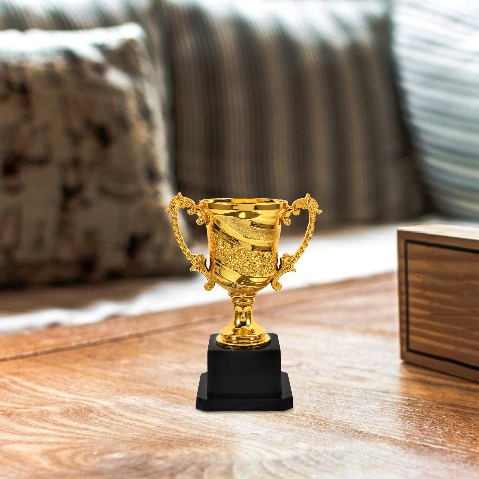 

Electroplating Small Trophy Award for Students Creative Shaped Decor Plastic Construction Exquisite Statue Party Competition