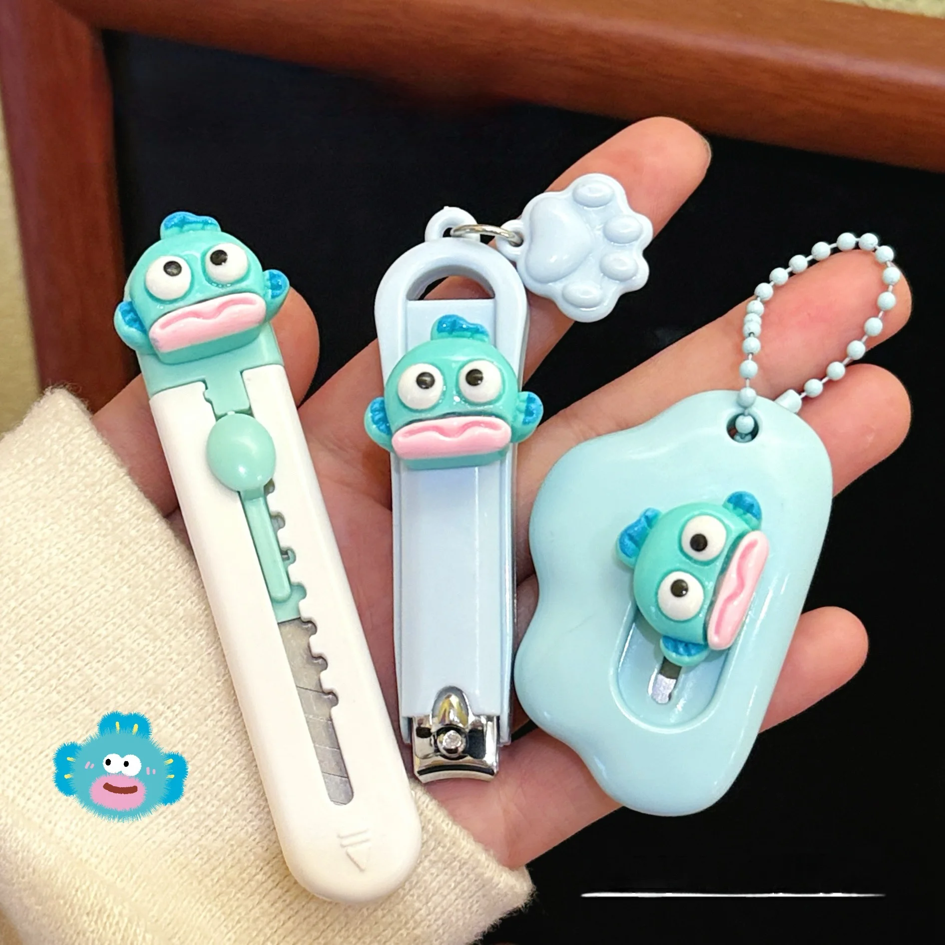 1/3 قطعة الكرتون القبيح الأسماك الفن سكين طالب تفريغ حزمة سكين صغير المحمولة ولطيف مسمار قطع الورق سكين #3