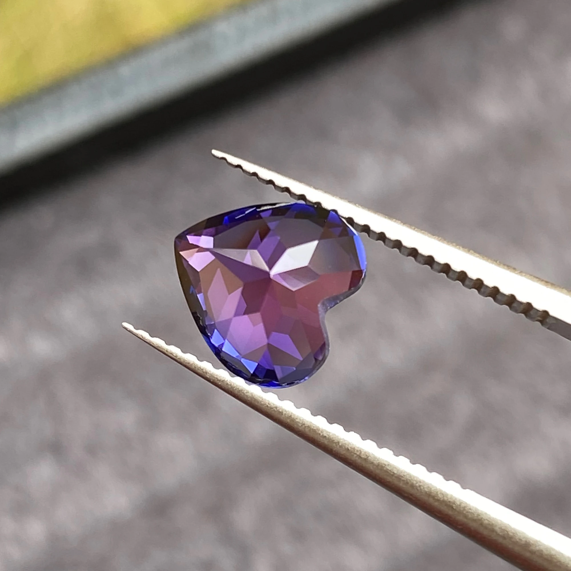 Eme jewe مختبر نمت الياقوت الأرجواني الأزرق القلب قطع الأحجار الكريمة للسحر مواد صنع المجوهرات المتقدمة مع شهادة AGL #5