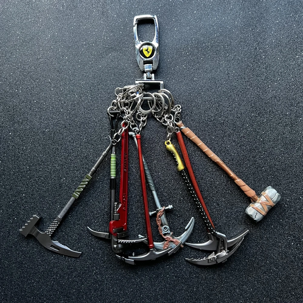 حار لعبة فورت ، نايت مطرقة صغيرة ، الفأس ، أداة ، لعبة ماشيتي المفاتيح للرجال حقيبة مفتاح حامل اكسسوارات الديكور هدية