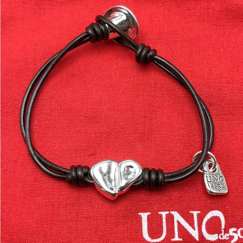 UNOde50-Exquisite Pulseira De Cordão De Couro Em Forma De Coração, Jóias Românticas Das Mulheres, Saco De Presente, Popular na Europa e América, Novo, 2023