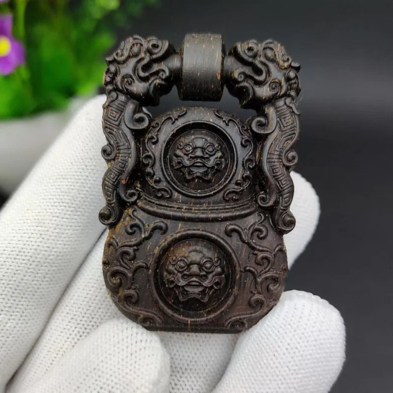 Hainan jinxing vintage agarwood carving accessories pendant men and women same style wooden cultural artifact accessory