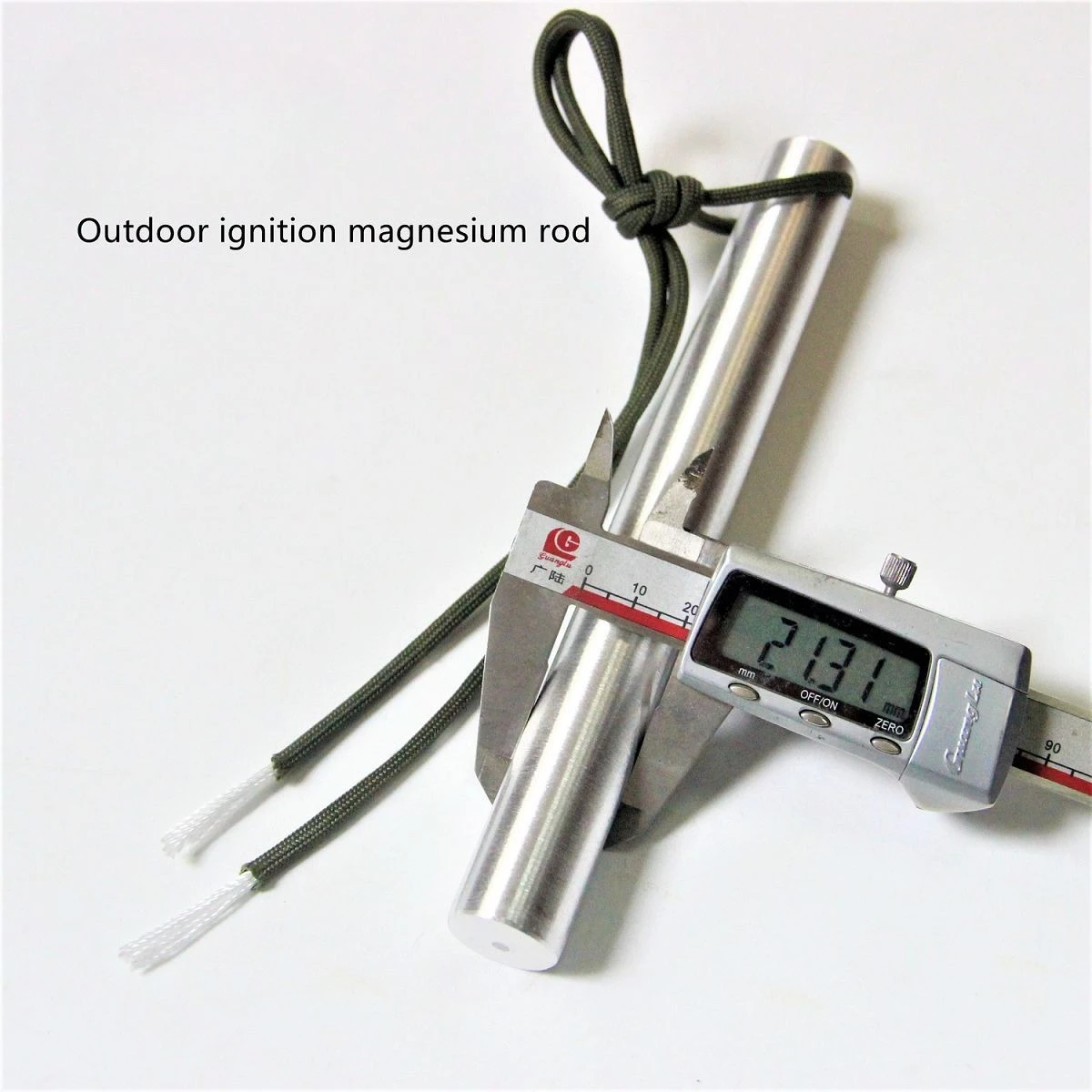 

Ignition Magnesium Rod Flint Ignition and Combustion Precision Throwing with Holes Outdoor Camping Emergency Survival Tool