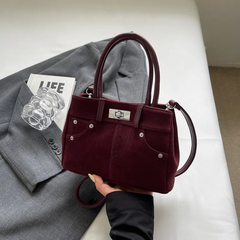 Sac givré Vintage pour femme, petit sac carré tout-en-un, tendance, sens Premium, nouvelle collection automne-hiver 2024
