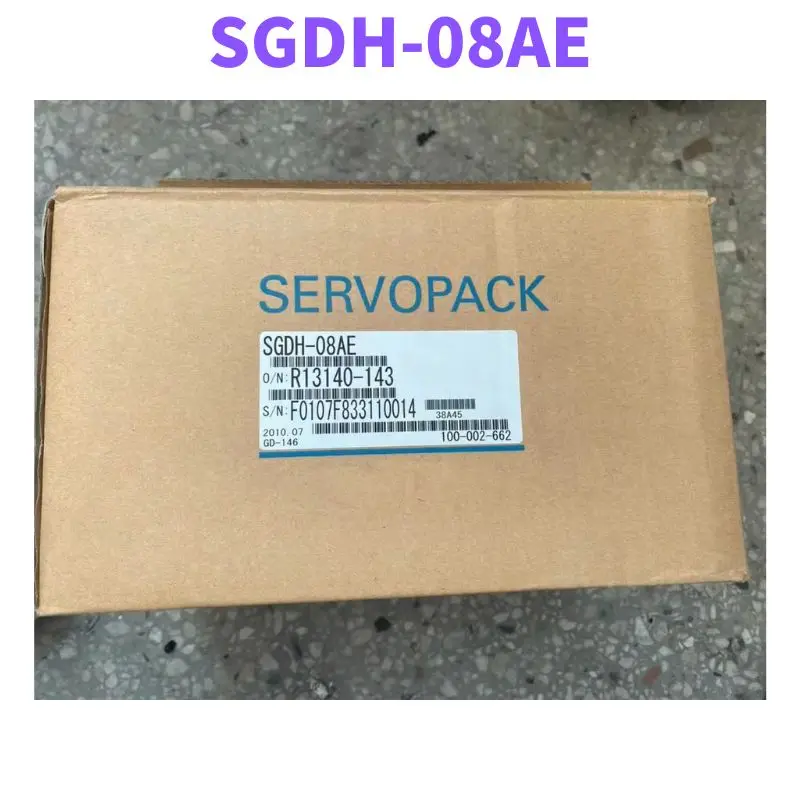 

Совершенно новый и оригинальный сервопривод SGDH-08AE SGDH 08AE