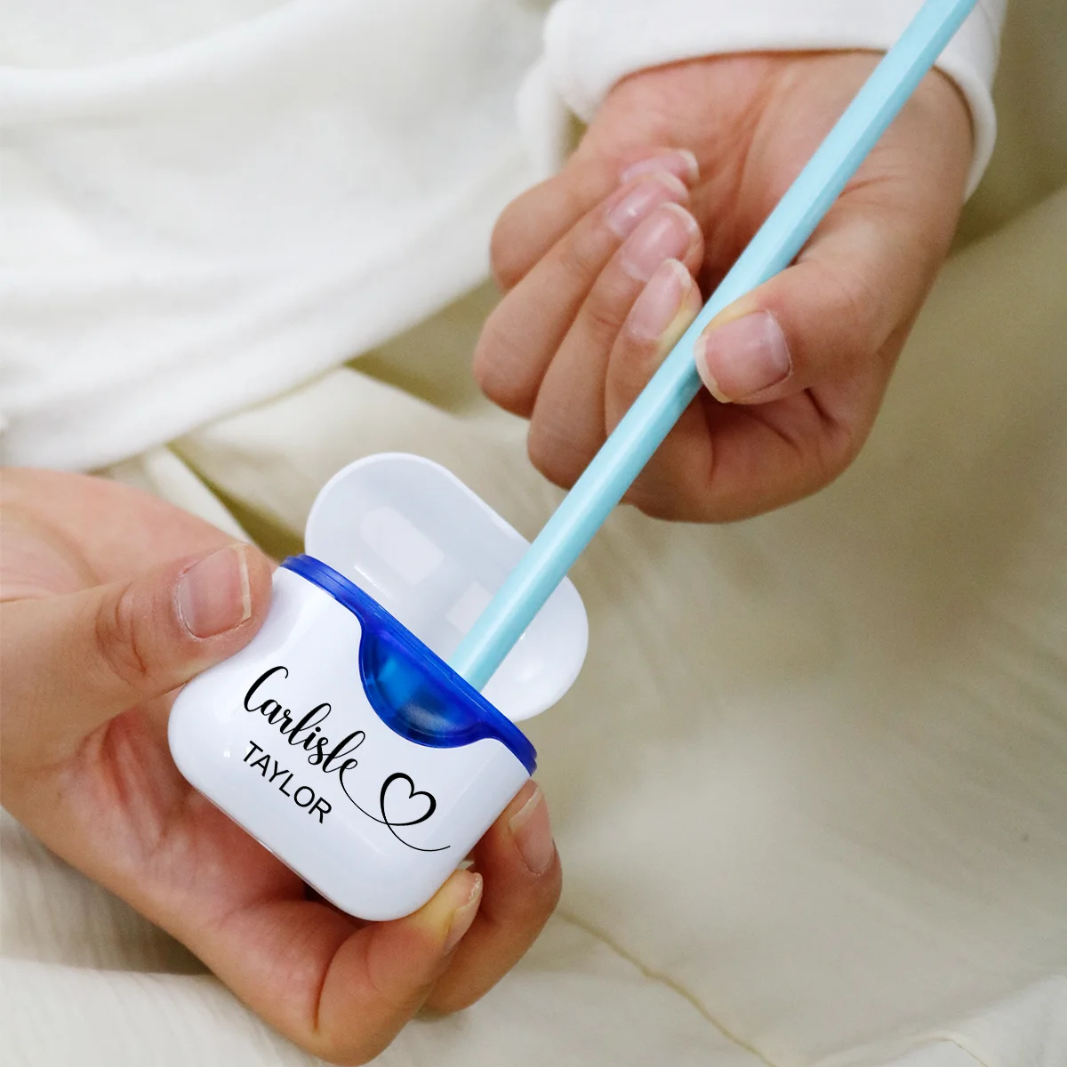 カスタム名入り鉛筆削り、子供用名入れ鉛筆削り、カスタマイズされた両頭手動鉛筆削り