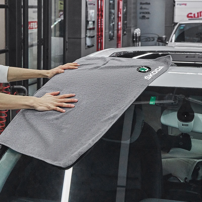 Car Logo Cleaning and Drying Rag Car Wash Microfiber Towel For Skoda Octavia 2 3 A5 Rapid Kodiaq Karoq Fabia Car Cleaning Tool