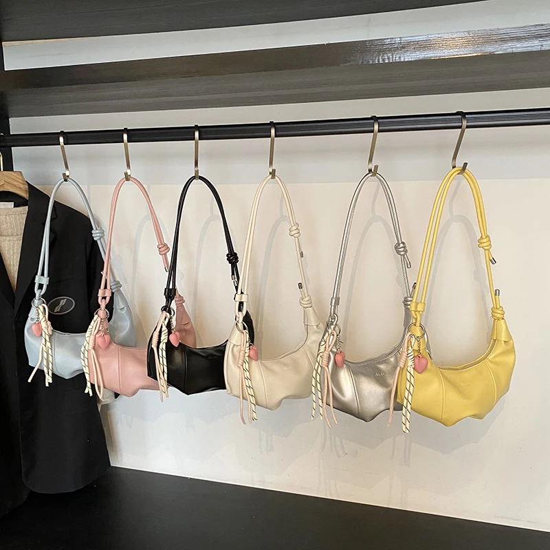 الجانب الأيسر الصغيرة بولي سرج سرج جلدي حقائب كروسبودي للنساء 2025 الاتجاه الجديد ريترو حقيبة كتف السيدات حقائب اليد والمحافظ الرجعية