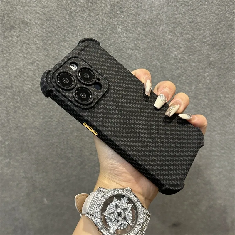 Luxury Four corner anti fall phone case for iphone 15 14 13 12 11 Pro Max 14 15 Plus carbon fibre silicone Metal buttons Cover